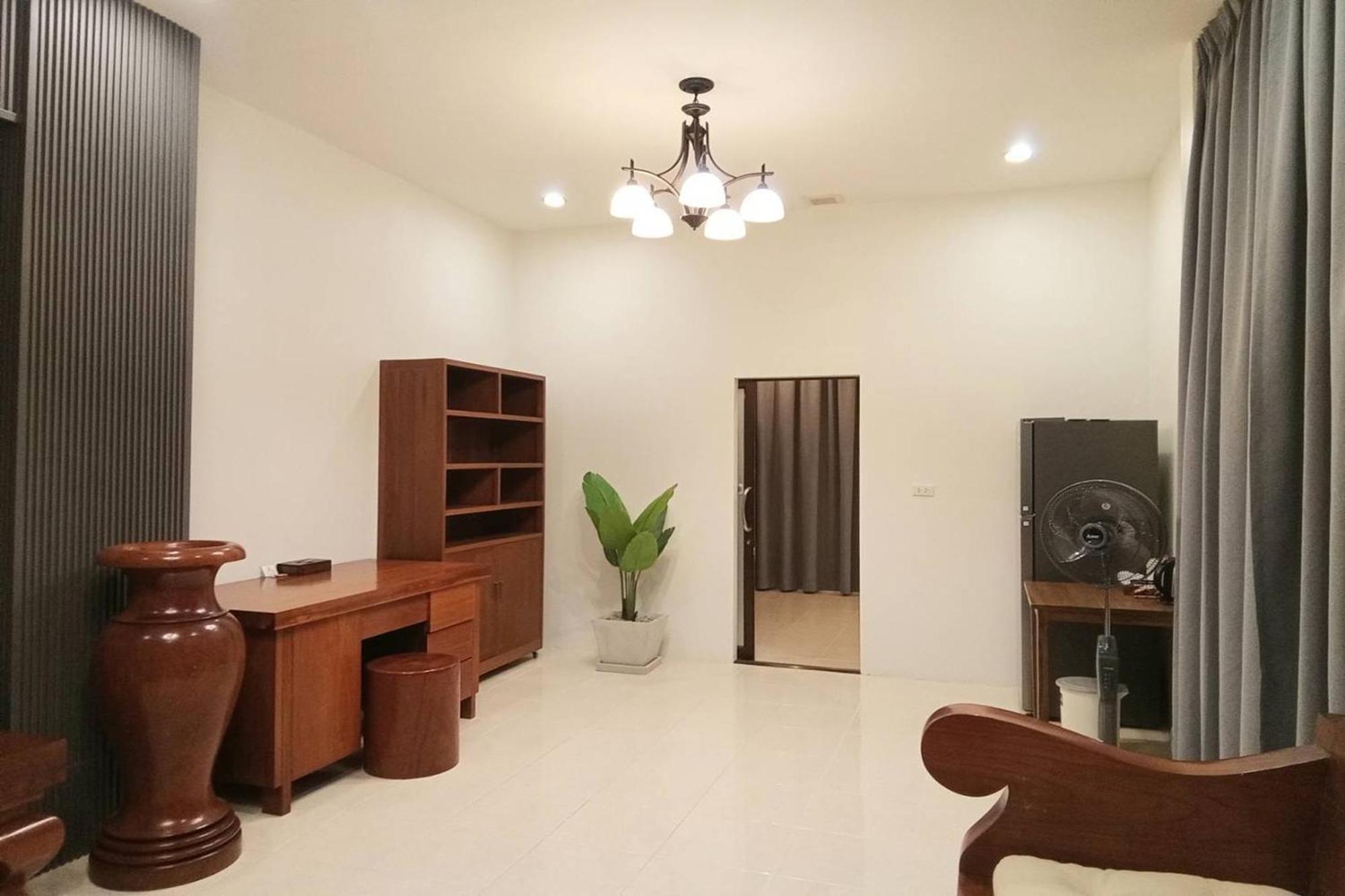 Sanaepatan Home Resort - เสน่ห์ป่าตาล โฮม รีสอร์ต Ban Buak Khang エクステリア 写真